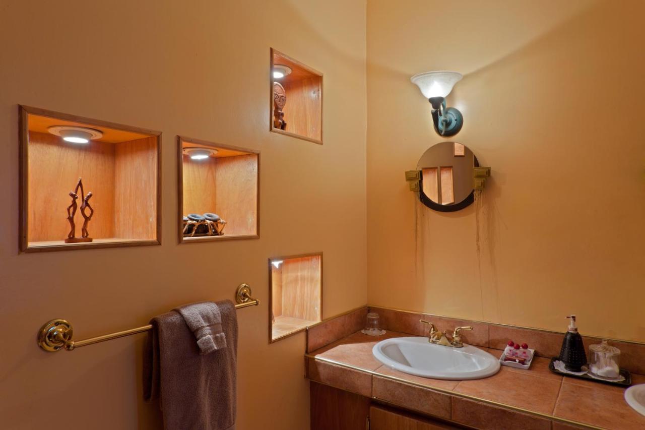 Akwaaba Mansion Bed & Breakfast New York Exterior photo